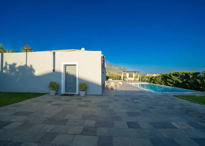 빌라 Laide Karavádhos