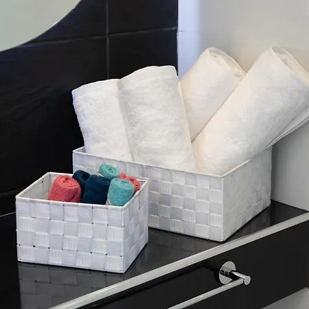 Laide فيلة Karavádhos